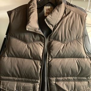 Old navy sleeveless vest